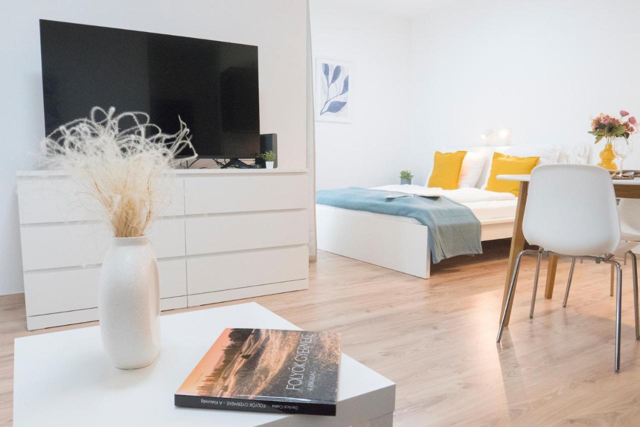 K111 Klapka Apartment Budapest Eksteriør billede